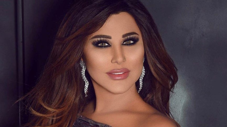 بالفيديو: "نجوى كرم" بين أحضان الجمهور السعودي وتحية لـ "لبنان" من هناك