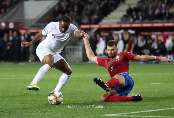 سقوط مدوي للانجليز امام التشيك