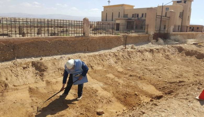 الانتهاء من إزالة الألغام بمنطقة المغطس في أريحا