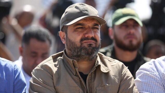 أثناء مراسم تشييعه