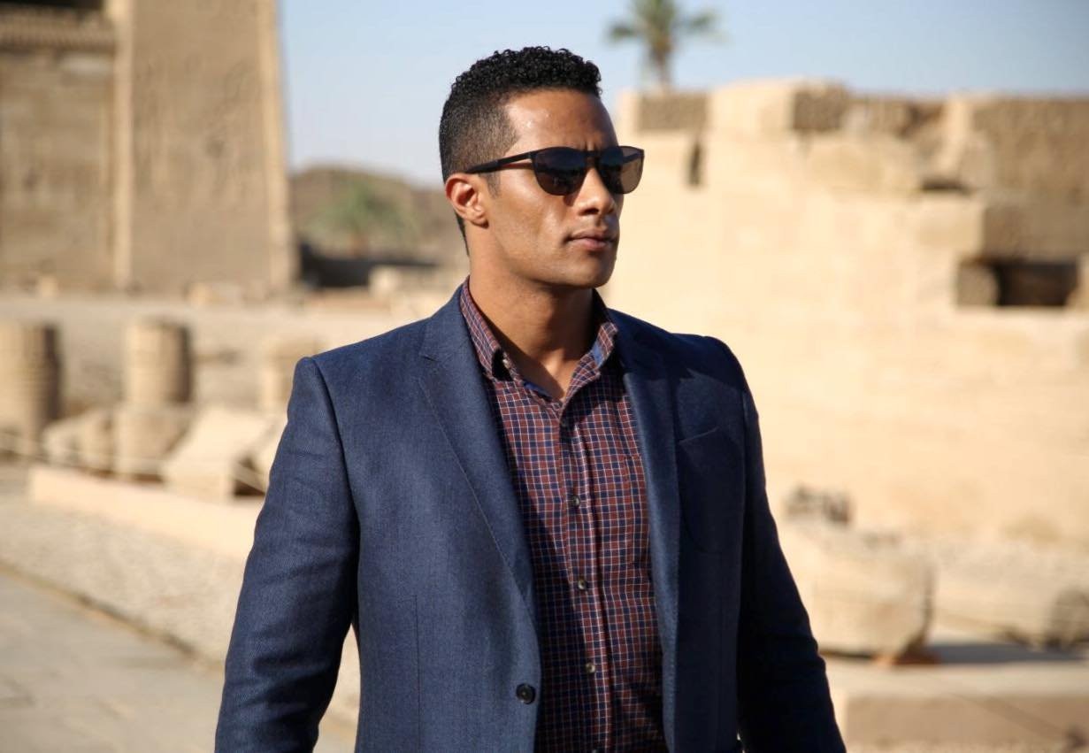 بالفيديو: خامس من يمتلكها في الشرق الأوسط.. "محمد رمضان" يقتنى مرسيدس جديدة