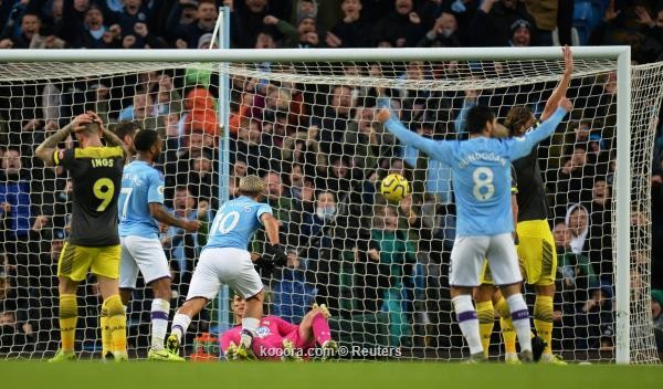 مانشستر سيتي ينجو من السقوط أمام ساوثهامبتون