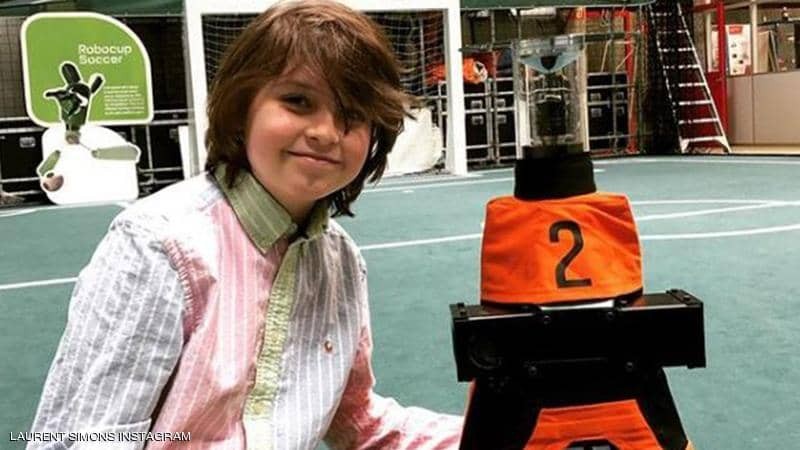 "طفل عبقري" دخل الثانوية بالسادسة وهذا موعد تخرجه الجامعي