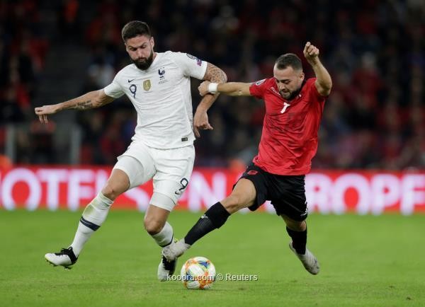 جريزمان يقود فرنسا للفوز على ألبانيا بثنائية نظيفة