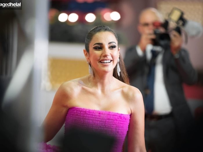 بالصور: قصة فستان الفنانة "درة " فى مهرجان القاهرة السينمائي