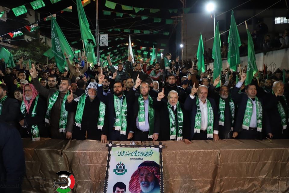 حماس: نعتز بالعلاقة التاريخية بين أبناء فلسطين المسلمين والمسيحيين