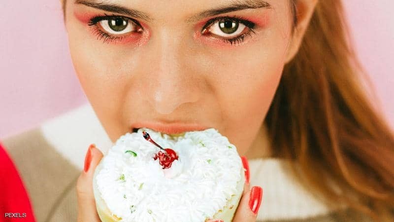 مصدر الرغبة الشديدة في "الأكل" العلم يحدد "السر"