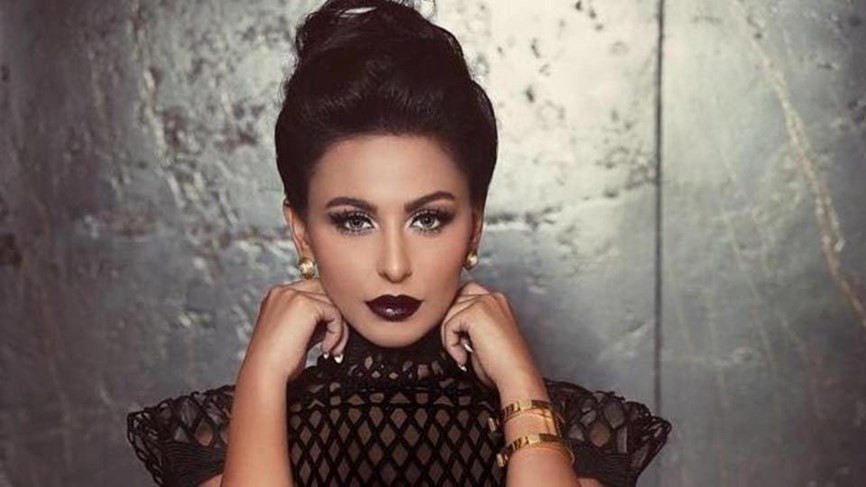 بالفيديو: النجمة "ميس حمدان"  تستعرض مهاراتها بالرقص الشرقي ورشاقة لافتة