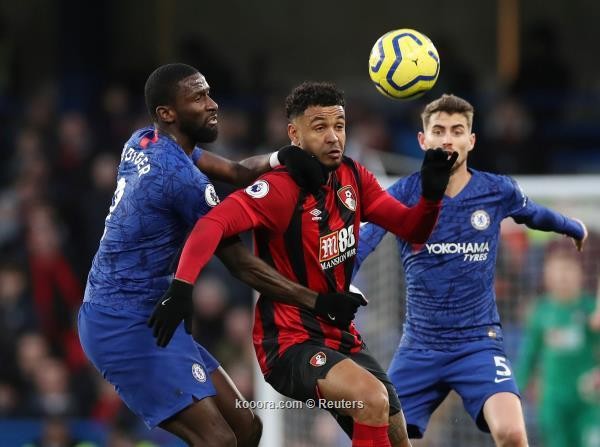 بورتموث يصعق تشيلسي بهدف ويزيد من آلامه