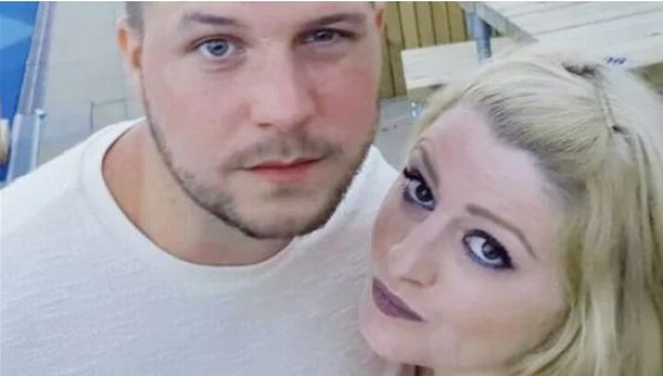 جريمة بشعه: سمعها تتحدث مع "رجل" غريب في "التليفون"فعاقبها بأغرب طريقة