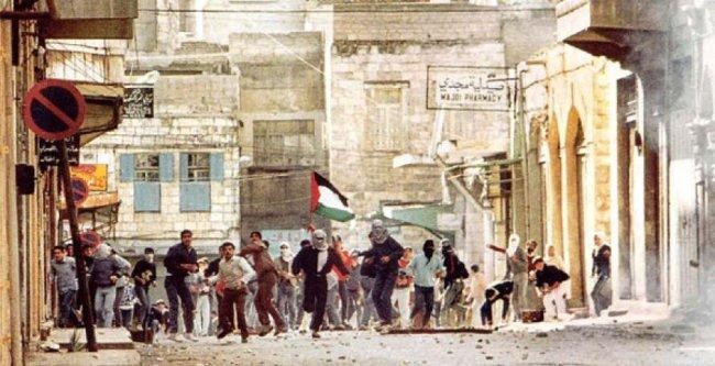 اليوم: الذكرى الـ32 لاندلاع انتفاضة الحجارة