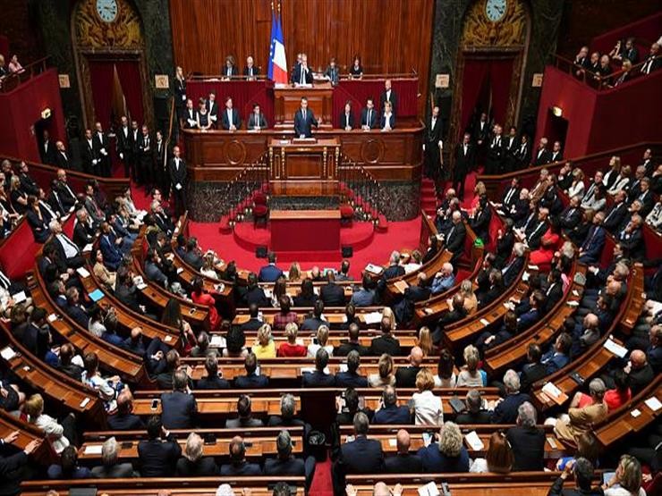 البرلمان الفرنسي يتبنى اقتراحًا يساوي بين معاداة الصهيونية والسامية