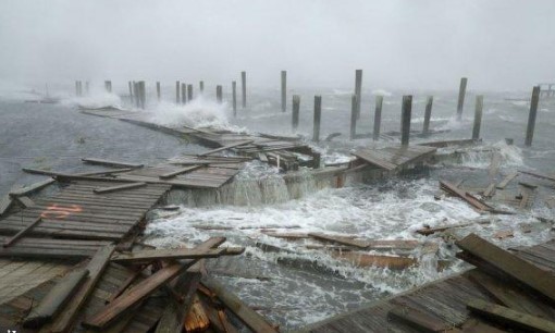 مصرع 75 شخصًا على الأقل جراء إعصارٍ قوي ضرب الفلبين