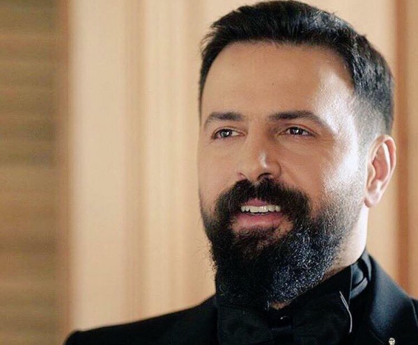 إليكم التفاصيل: للمرّة الأولى منذ 5 سنوات.. "تيم حسن" في دمشق