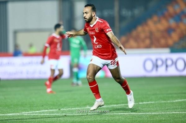 الأهلي يكتسح الاتحاد السكندري برباعية ويتصدر الدوري