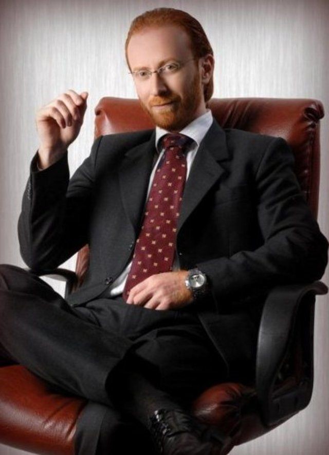 شاهدوا: الممثل السوري "مصطفى الخاني" يسرد قصة مؤثرة حصلت معه قبل الشهرة