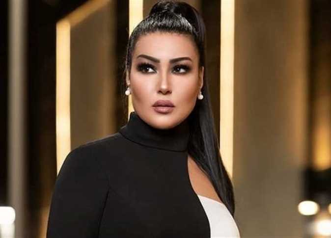 صورة: إلغاء حبس "سمية الخشاب" 3 سنوات في قضية "شيك دون رصيد" للمطرب "أحمد سعد"