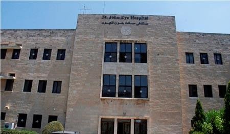 بصر الرضيع "محمد" يعود إليه بعد عملية في القدس