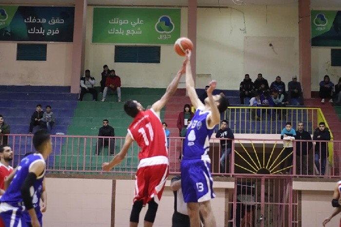 خدمات البريج يعبر شباب البريج في دربي السلة