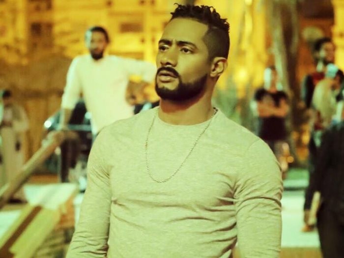 شاهدوا: النجم المصري "محمد رمضان" يغازل زوجته: أكبر رزق في الحياة
