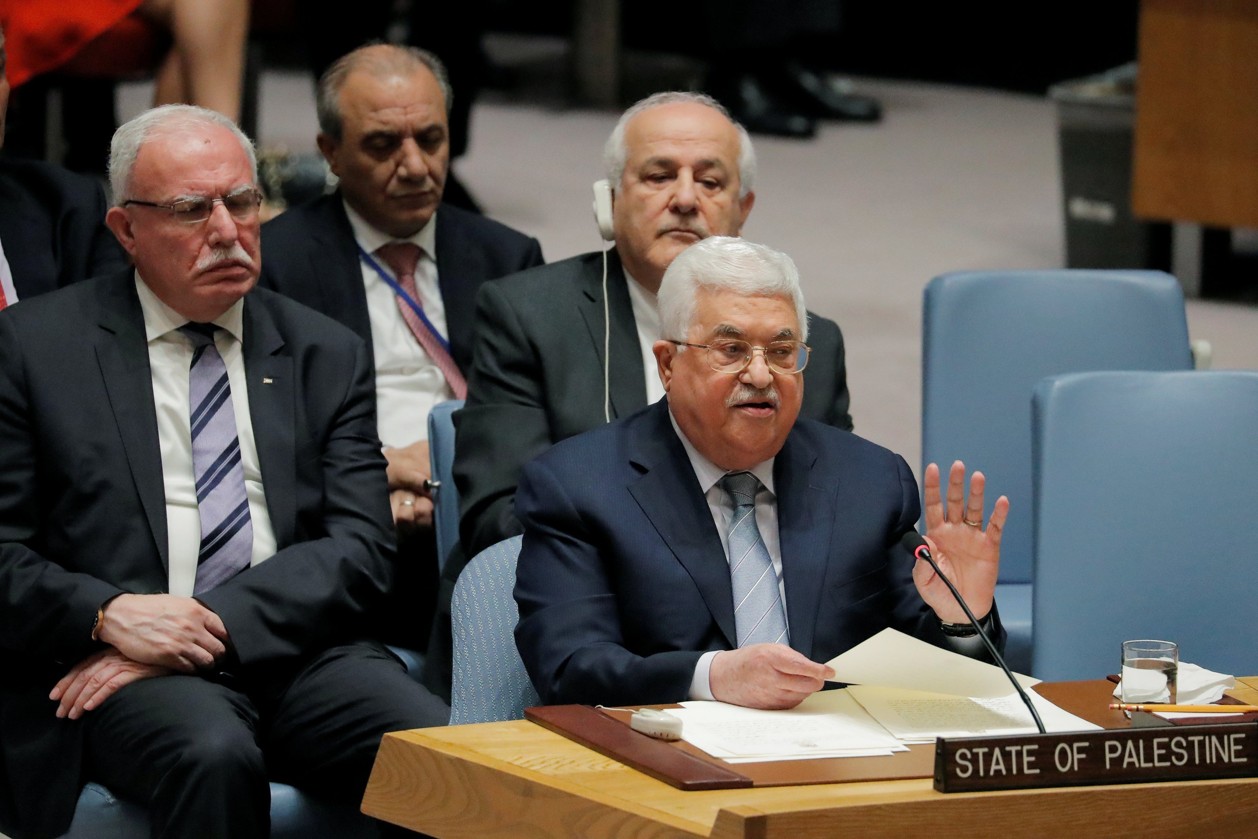أولها ترتيب البيت الفلسطيني