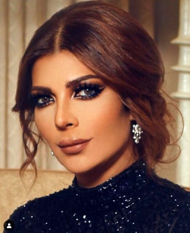 بالفيديو: فنانة عربية تتحول إلى نسخة من النجمة السورية "أصالة نصري" وتتعرّض لموقف محرج!