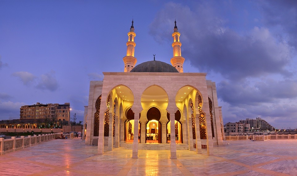 الأوقاف بغزة تقرر توحيد الأذان الأول في صلاتي الجمعة والفجر