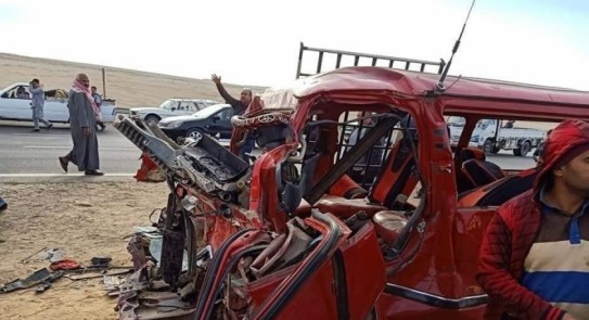 مصرع 11 شخصًا وإصابة 10 إثر حادث تصادم في المنيا جنوب مصر