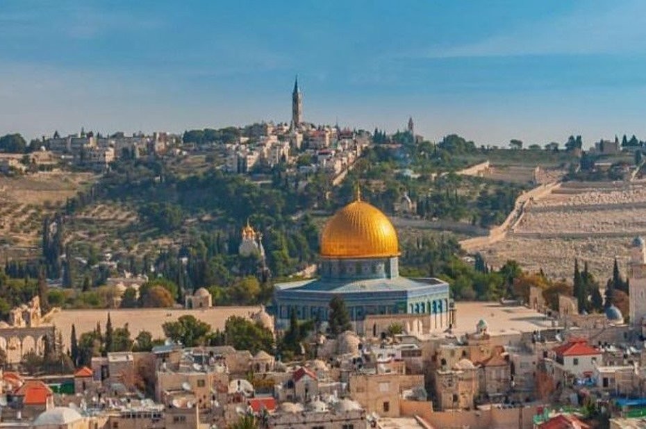 صحيفة عبرية تكشف عن إعداد وثيقة جديدة تُشكك بصلاحية فكرة تقسيم القدس