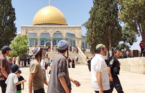 تأثيرات ضمّ غور الأردن وصلاة اليهود في الحرم: جدل عاصف بين الجنرالات