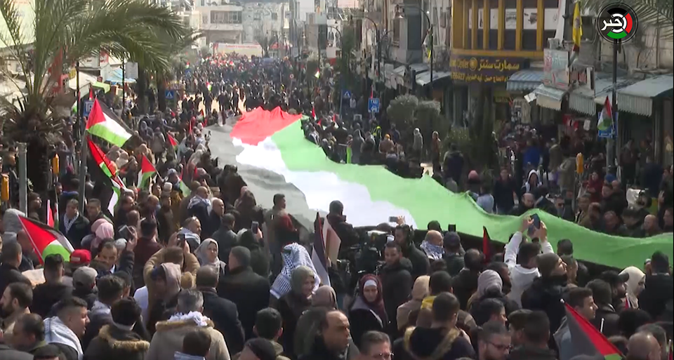 وتأييد للرئيس عباس