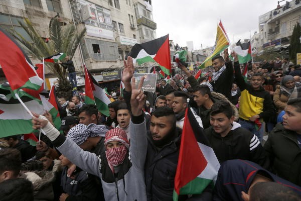 الفلسطينيون سيطالبون بالمواطنة الإسرائيلية!