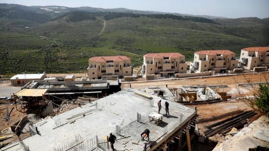 مراقبون: منع الاحتلال البناء في مناطق "ب" بالضفة عبارة عن نسف للاتفاقيات الموقعة