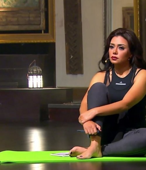 شاهدوا:  الفنانة المصرية "رانيا يوسف" تحدث ضجة عارمة بسبب هذا الفيديو!