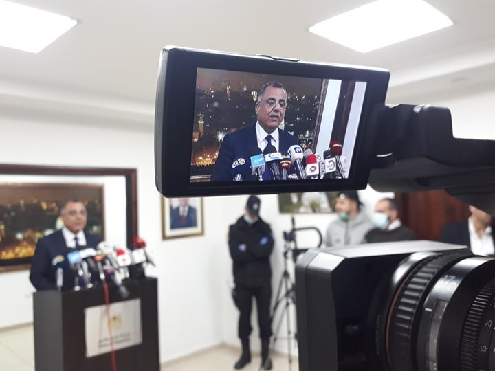 أول تعقيب للحكومة على رفض استلام أموال المقاصة من إسرائيل