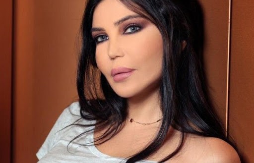 النجمة اللبنانية "مي حريري" تقدّم مساعدات مالية لمواجهة وباء "كورونا"