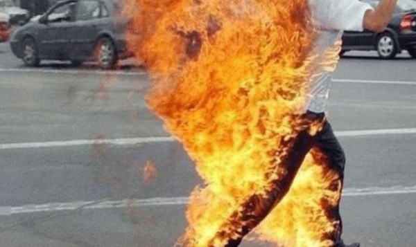 كشف تفاصيل إحراق الطفل عبد الخالق في جنين.. وعائلة القاتل تُعقب على الجريمة!!