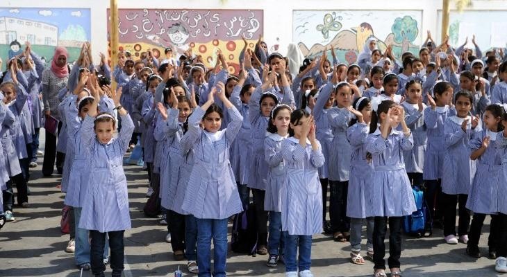 التعليم بغزّة تُوضح حقيقة أنباء استئناف الدوام المدرسي الأسبوع المقبل