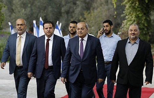 حان الوقت لقيام حكومة إسرائيلية تضمّ القائمة المشتركة
