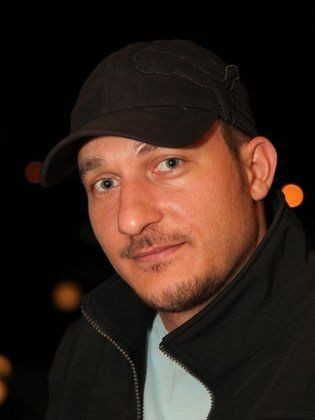 شاهدوا: الممثل السوري"رامز الأسود" معتصم النهار لا يستحق النجومية