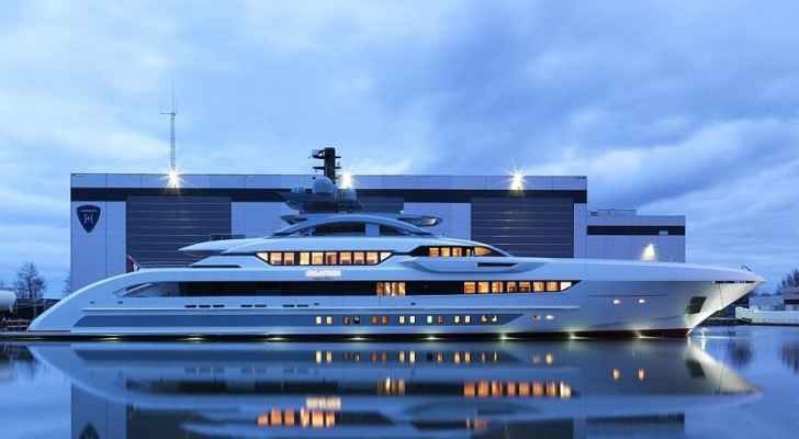 شاهدوا بالفيديو: كيف "يهرب" أثرياء العالم من فيروس كورونا؟