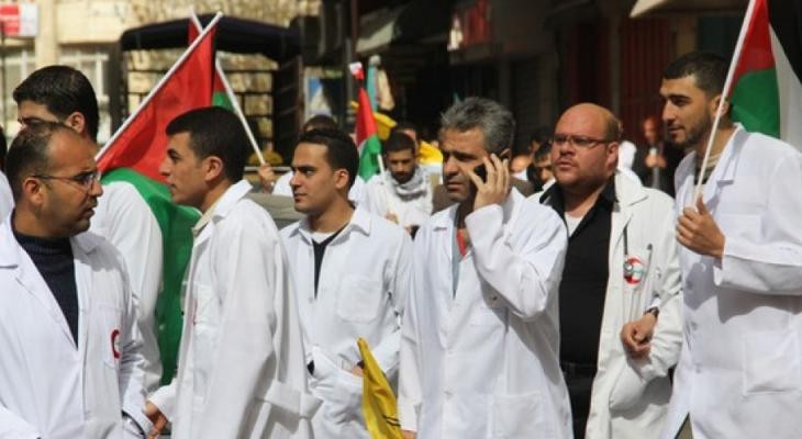 شاهد: نقابة الأطباء تتوصل لاتفاق مع الحكومة وتُعلق كافة إجراءاتها