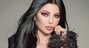 النجمة اللبنانية "هيفاء وهبي" بفيديو قديم من قبل بداياتها.. والجمهور عرفناها من صوتها!