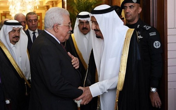 الرئيس عباس يُرحب بمواقف خادم الحرمين الشريفين الداعمة للقضية الفلسطينية