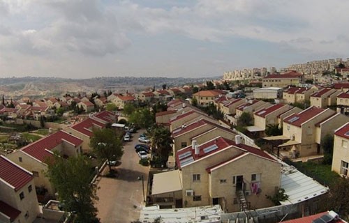 حكومة اليمين تحاول التقدّم باتجاه الضم بينما ينفخ نتنياهو البالون الإيراني