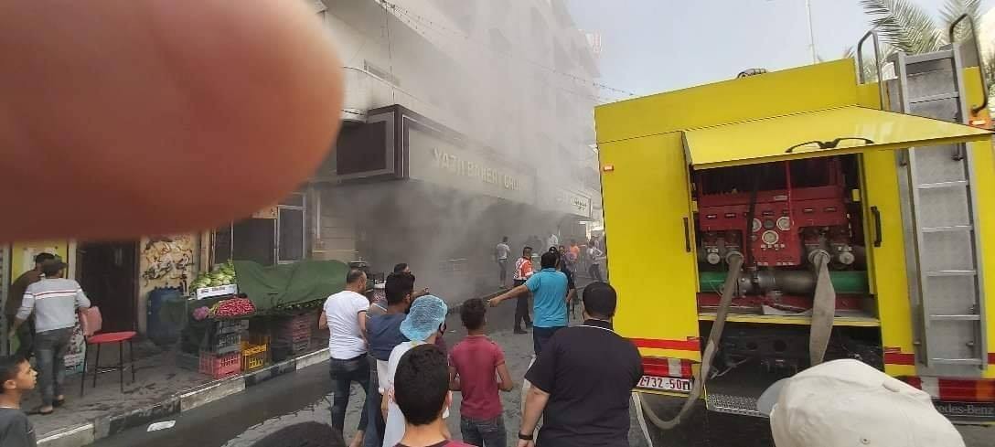 محدث بالفيديو والصور: اندلاع حريق في مخبز اليازجي بتل الهوا غرب مدينة غزة