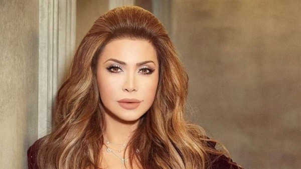 بالفيديو: النجمة"نوال الزغبي" تعلّق على ازمة الفنانة "هيفاء وهبي" الأخيرة مع محمد وزيري