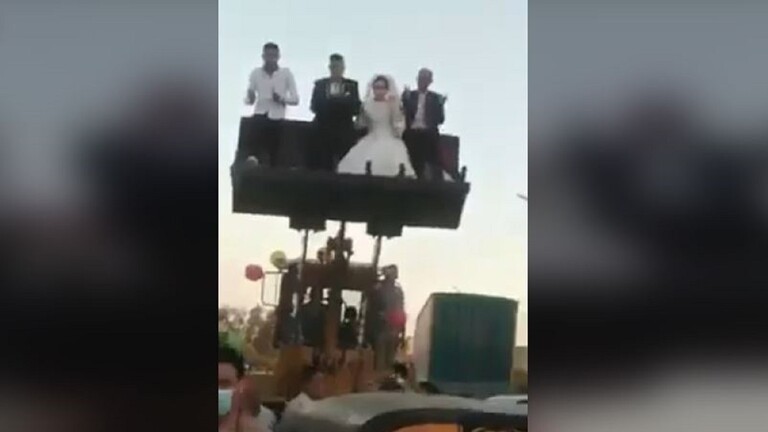 بالفيديو: مصر زفة غريبة من نوعها في زمن فيروس كورونا