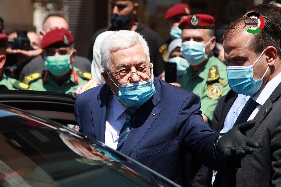 بالفيديو: عدسة وكالة "خبر" ترصد جولة تفقدية أجراها الرئيس لمحال وشوارع رام الله والبيرة