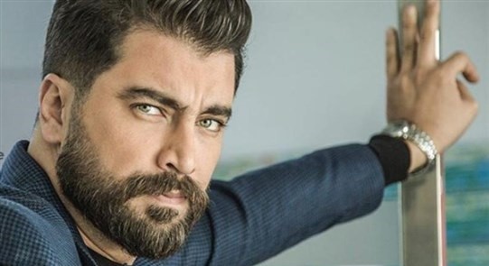 بالصور: الممثل اللبناني "باسم مغنية" يهاجم النجم السوري "معتصم النهار"